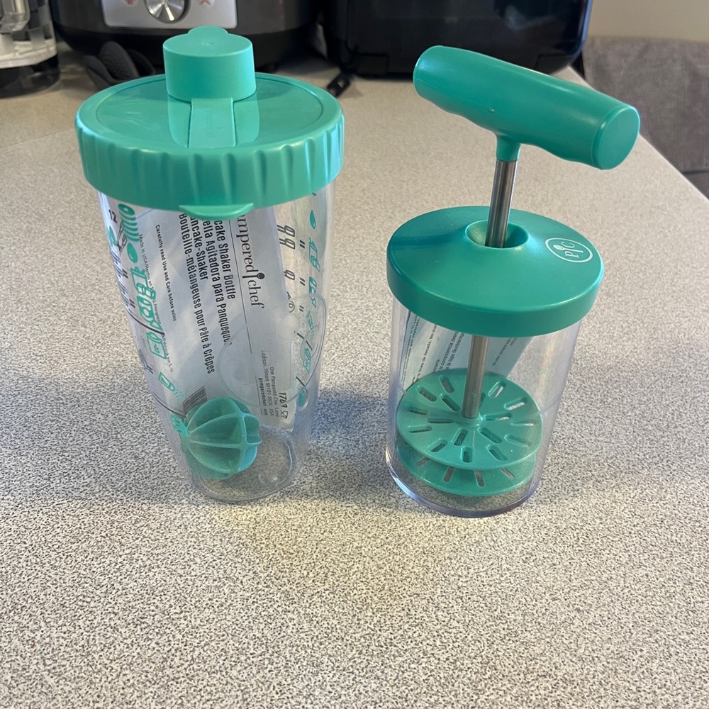 (2/$80) Pampered Chef Pancake Tool & Whipped Cream Maker